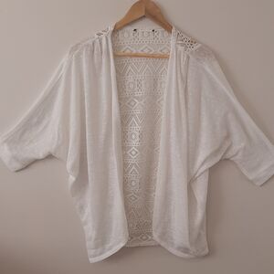 White Open-Front Cardigan size medium